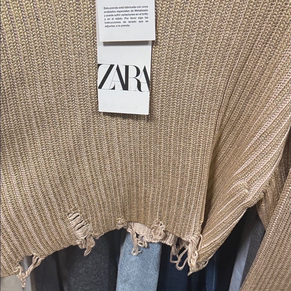 ZARA Cropped Distressed Knit Sweater in Tan - Picture 3 of 3